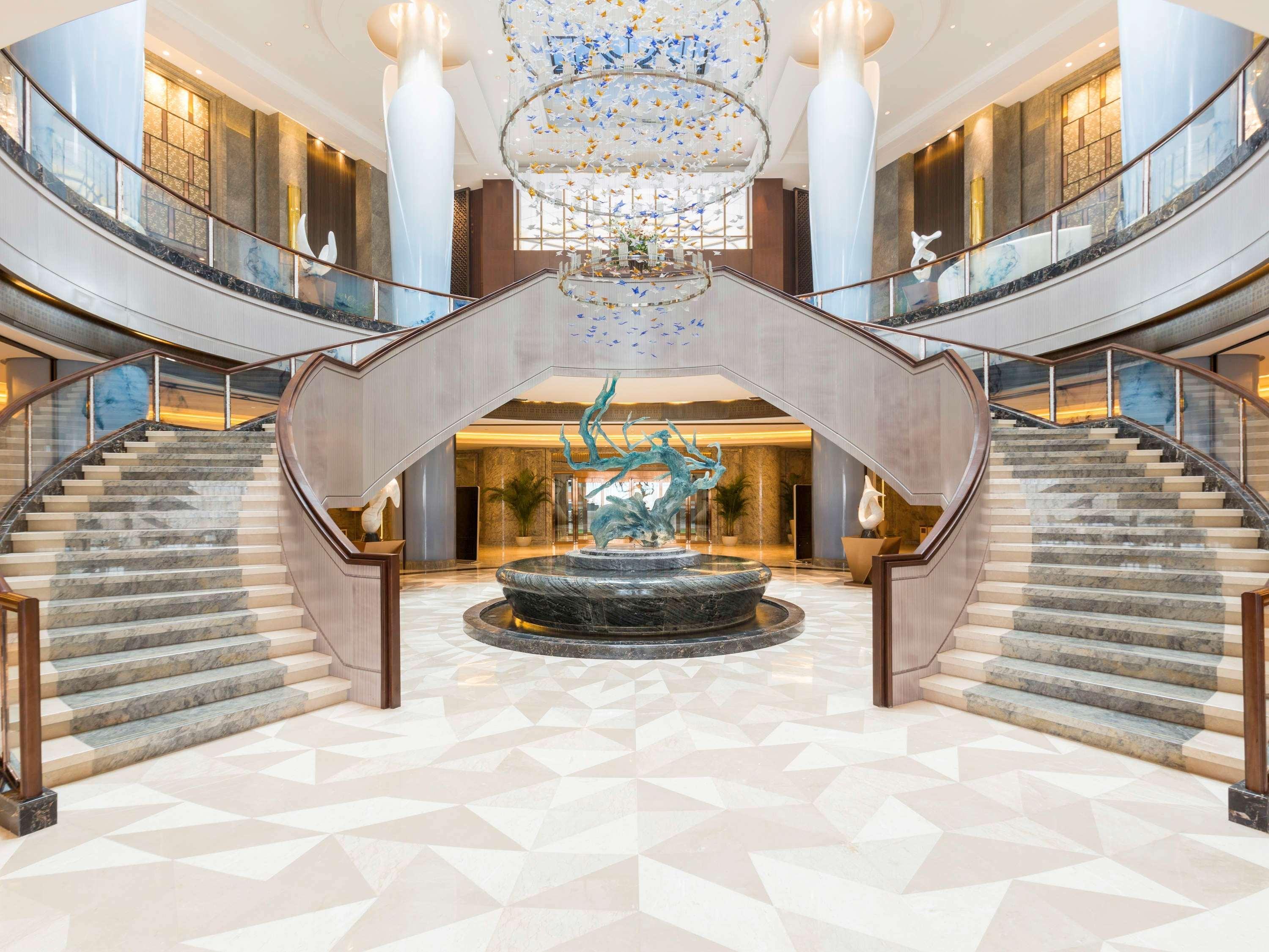 Grand Mercure Zhengzhou West Exterior photo