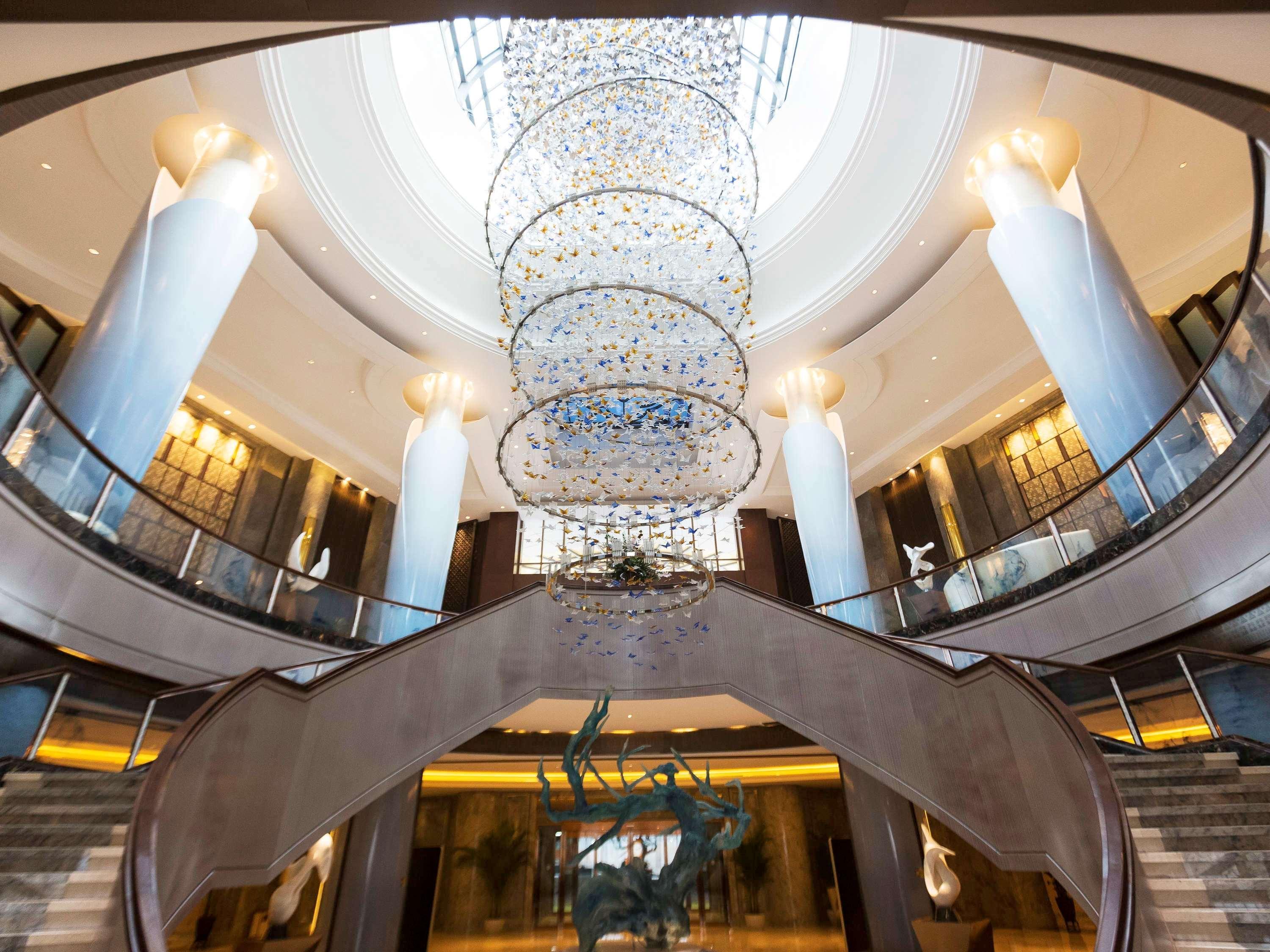 Grand Mercure Zhengzhou West Exterior photo