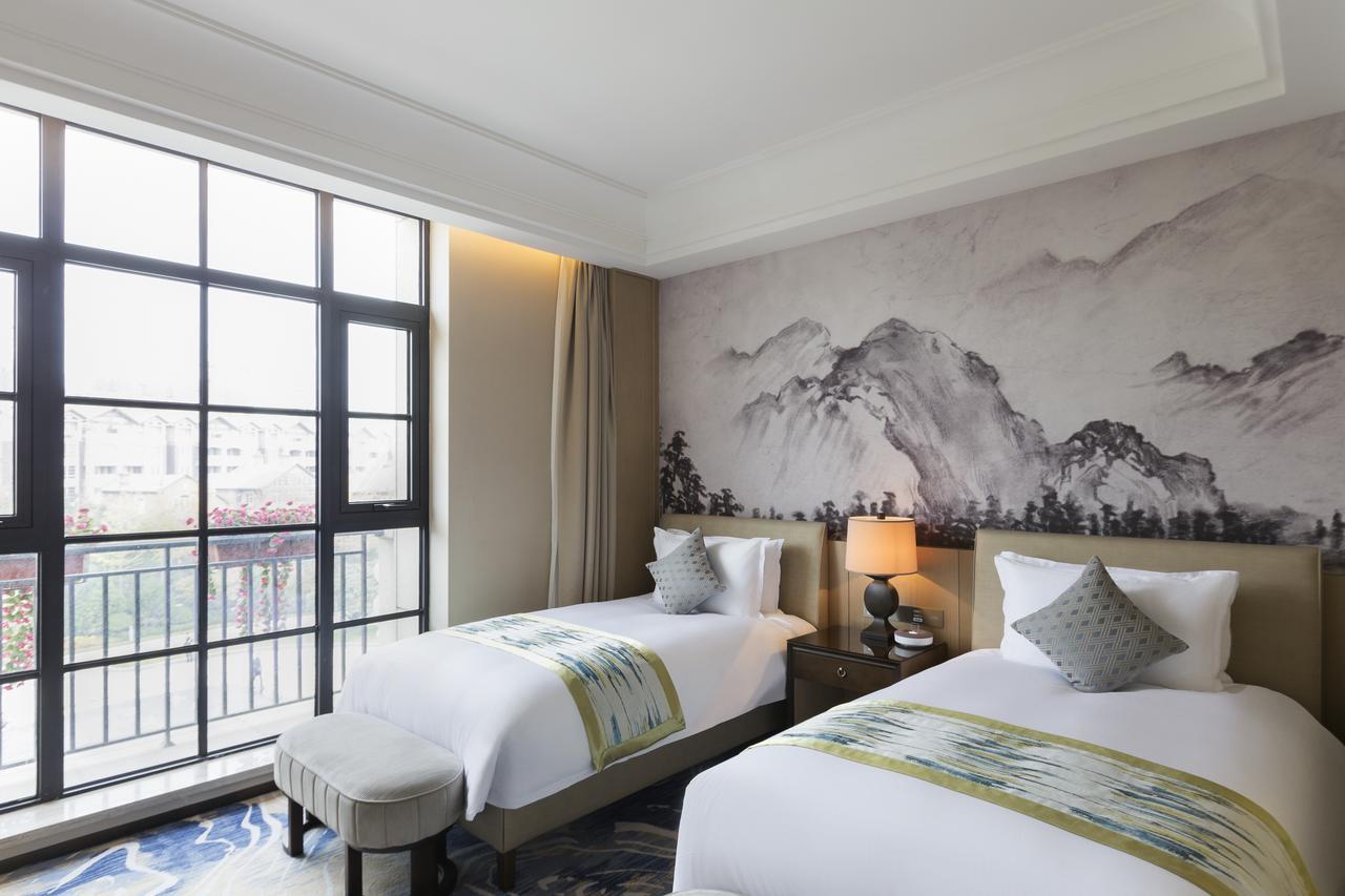 Grand Mercure Zhengzhou West Exterior photo