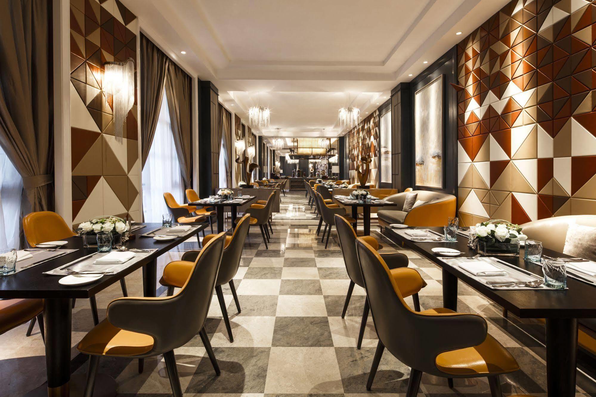 Grand Mercure Zhengzhou West Exterior photo
