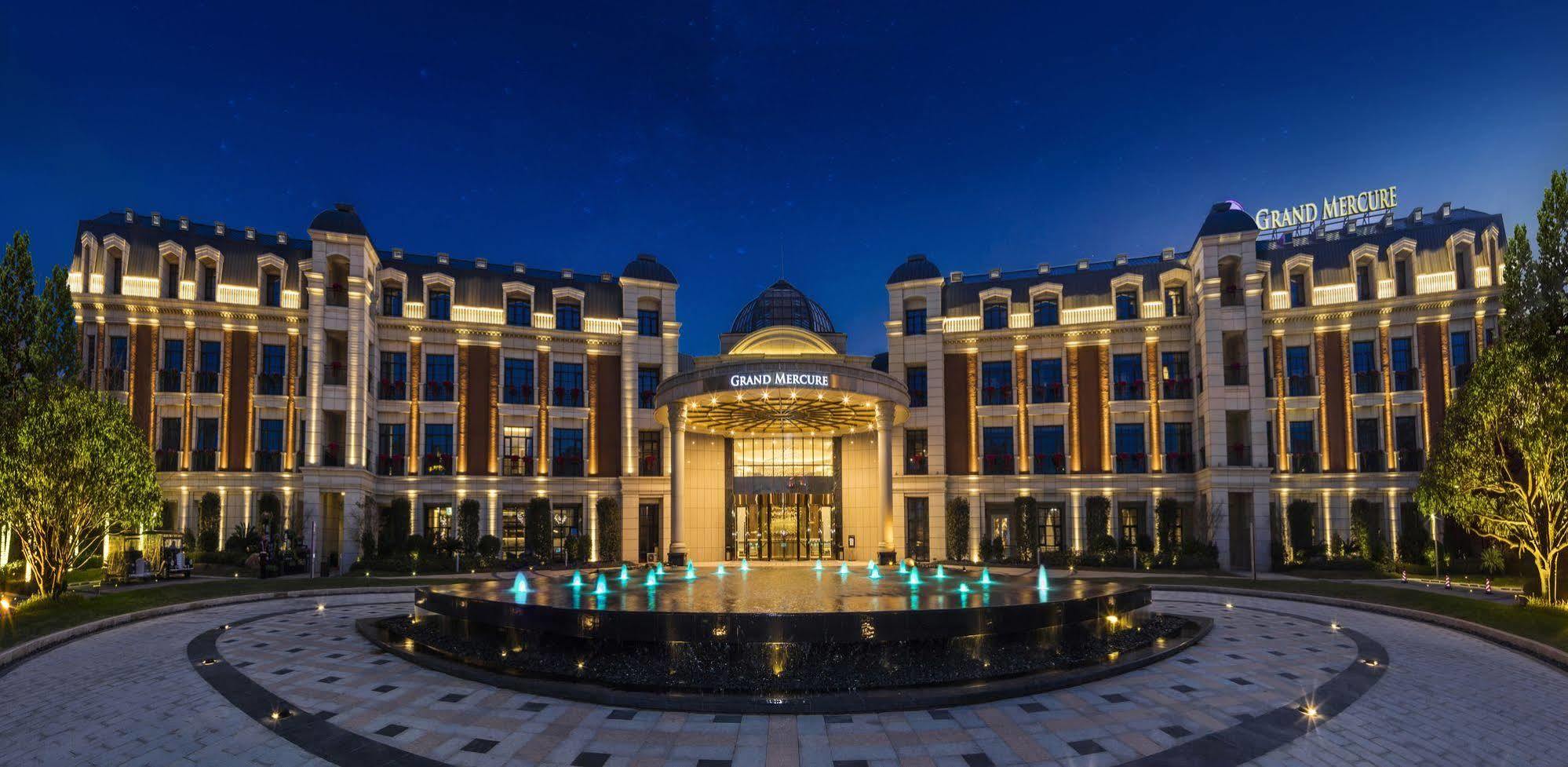 Grand Mercure Zhengzhou West Exterior photo